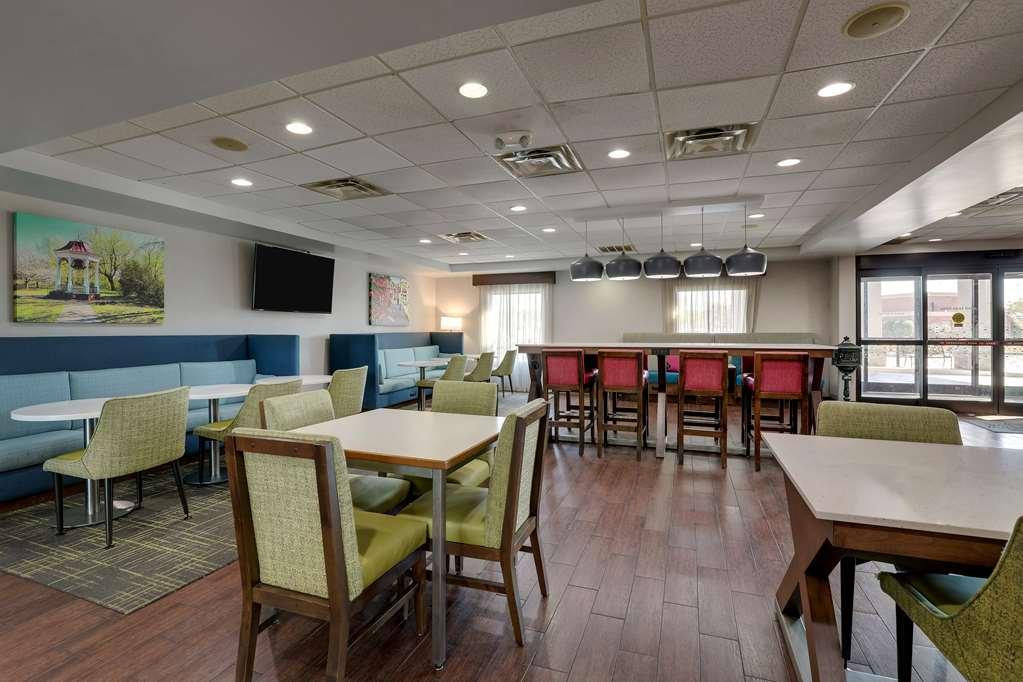 Hampton Inn Moultrie Restoran fotoğraf
